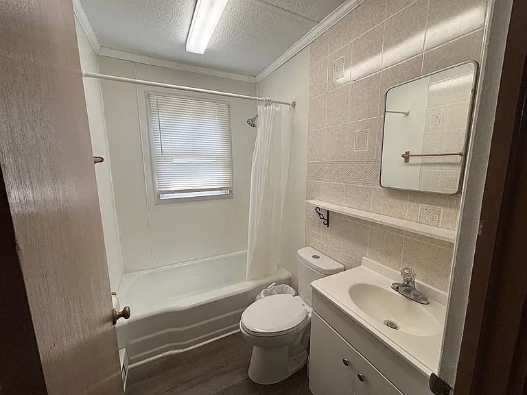 150 Draper Ln — Photo 10