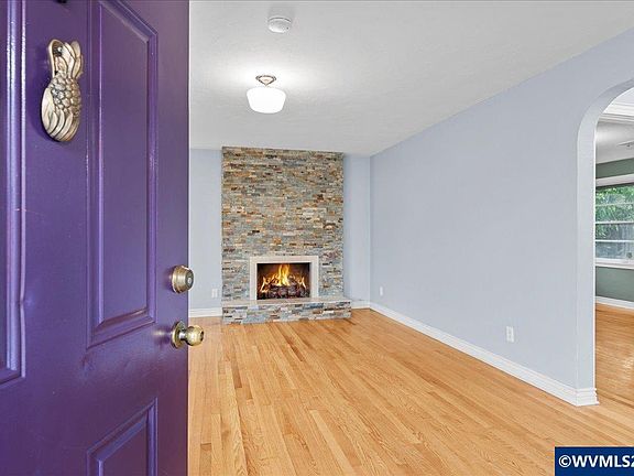 5th image of 1960 Breyman St NE