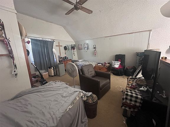 3rd image of 2709 Sky Harbour Dr