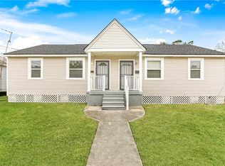 822 Sumner St, New Orleans, LA 70114