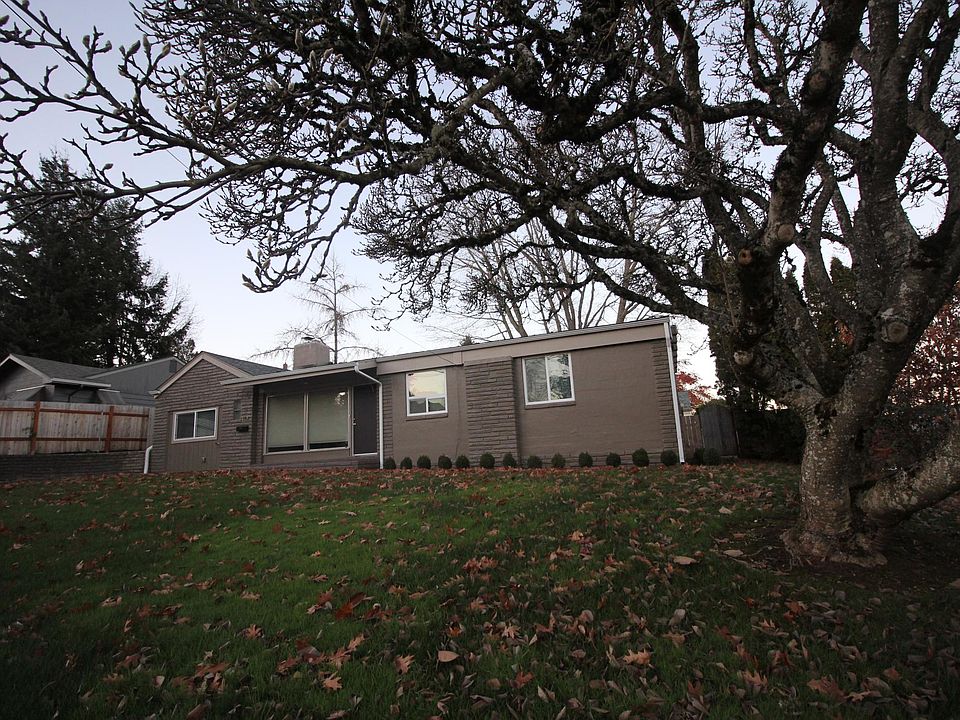 1st image of 175 Alice Ave S