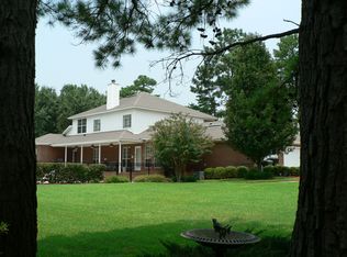 522 Meadow Ridge Dr, Tallahassee, FL 32312