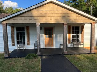 802 Jd Parham Dr, Manchester, GA 31816