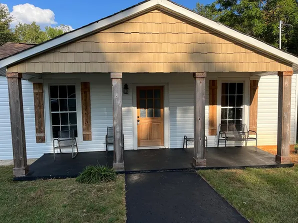 802 Jd Parham Dr, Manchester, GA 31816
