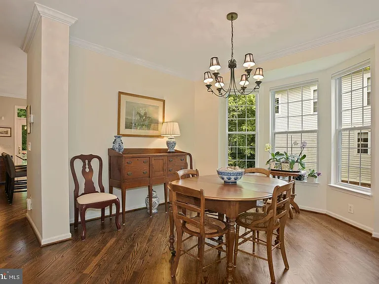 1215 Wild Hawthorn Way — Photo 8