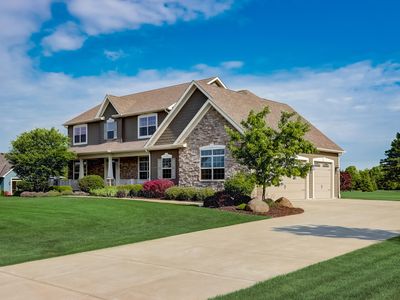 6524 Blue River Way, Racine, WI, 53402