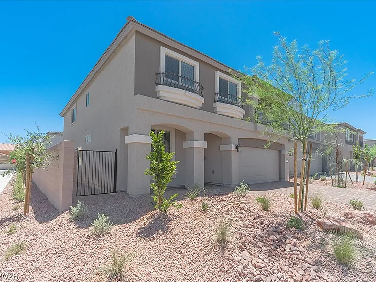 5732 Yellow House St — Photo 2
