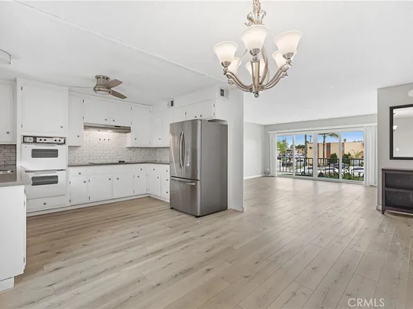 3695 Linden Ave Unit 11A, Long Beach, CA 90807