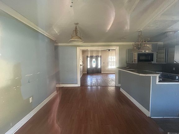 5th image of 37565 Webb Rd