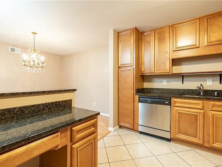 1468 Briarwood Rd #1005 — Photo 12
