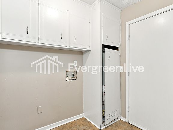 3rd image of 1201 Cherry Stone Cir