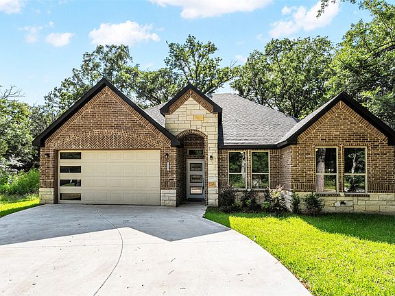 2nd image of 123 Channelview Dr