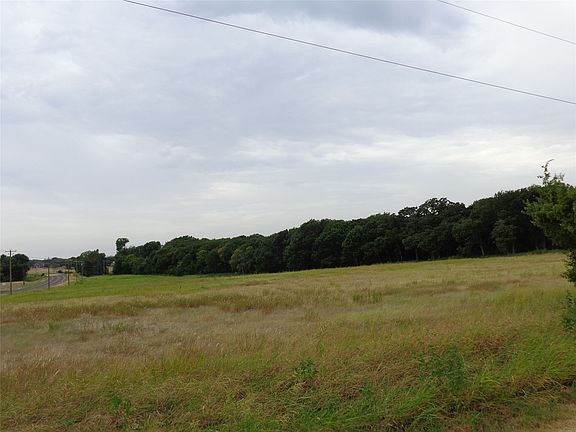 3rd image of 8024 County Road 204