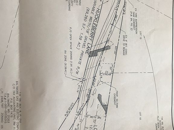 3rd image of 100 Huckleberry Ln