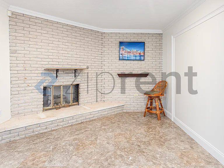 6534 Precourt Dr — Photo 5