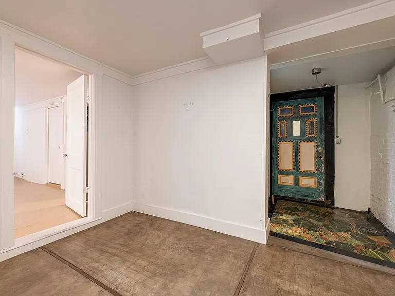 1501 West 9th Street — Photo 10