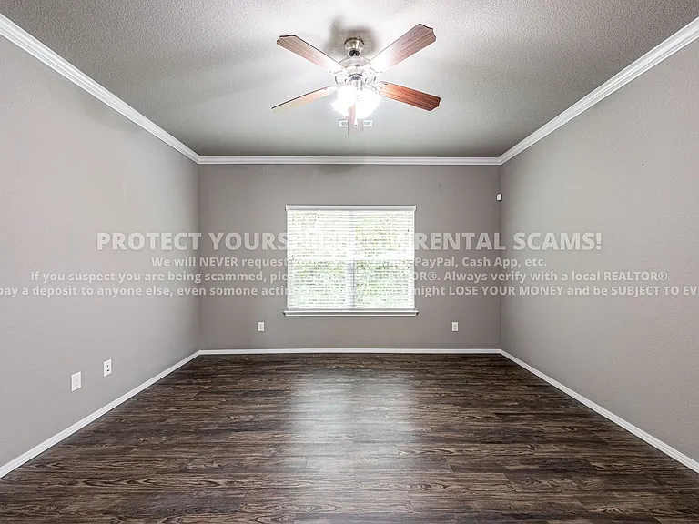 1291 S Springfield Dr — Photo 3