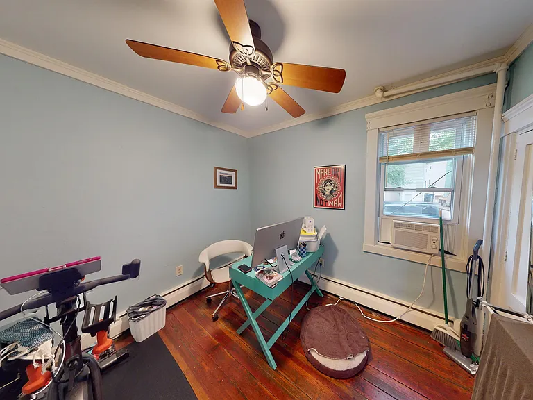 92 Vernon St #1 — Photo 9