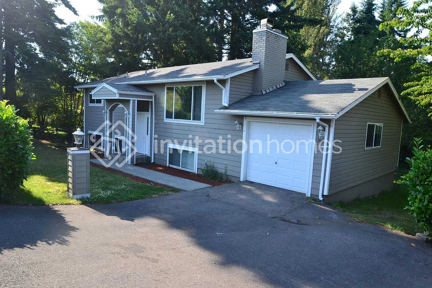 7913 44th St W University Place, WA 98466 — Photo 1