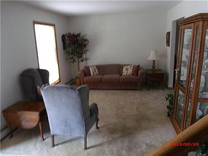 4th image of 31 Oakland Ave