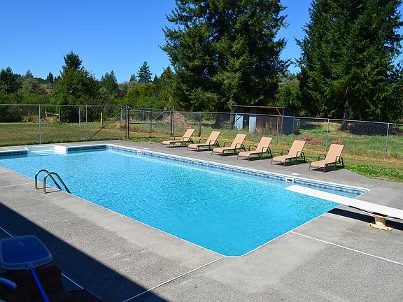4th image of 40205 NE 211th Ave