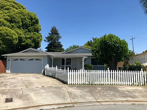 1101 Ellis Ct Photo 1
