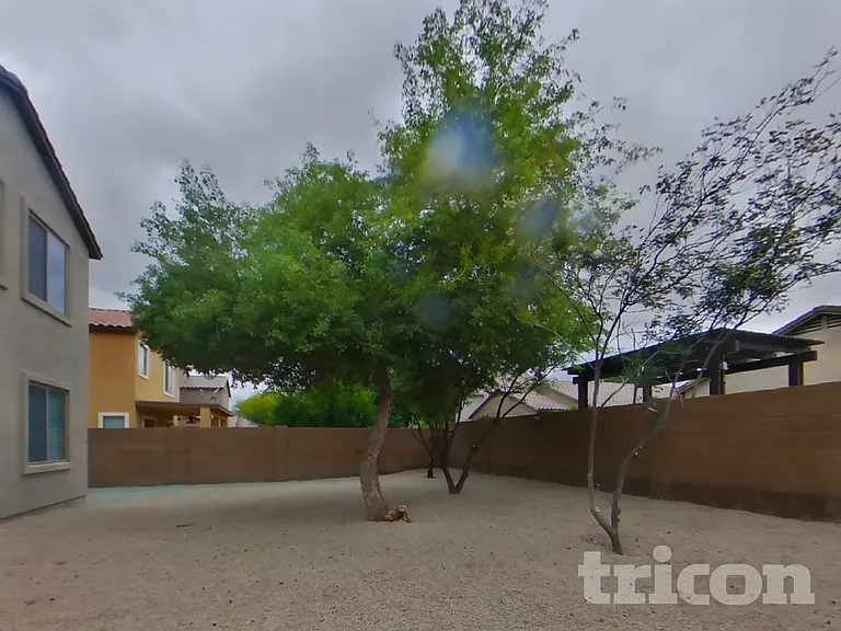 4930 E Del Rio Dr — Photo 23