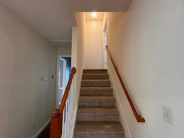 2565 Kentucky Derby Dr — Photo 31