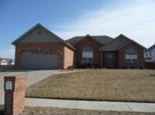 3305 Village Green Ct, Millstadt, IL 62260