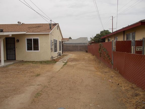 2nd image of 7209 Rosemary Ln