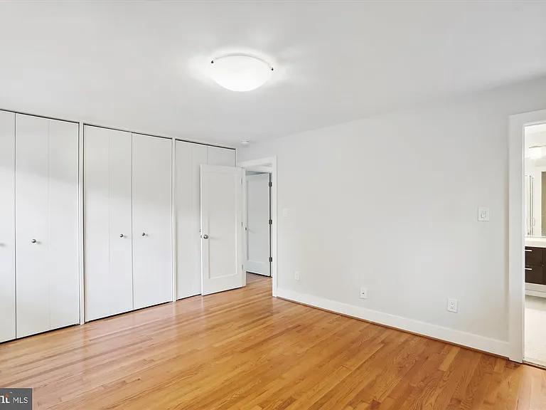 8206 Stone Trail Dr — Photo 24