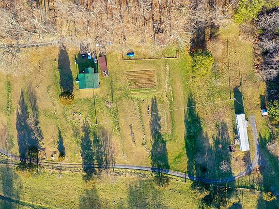 2nd image of 3619 Greenwood Dr