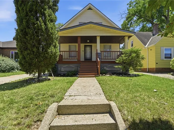 2703 Fortune Ave, Parma, OH 44134