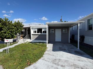 8717 SW 16th Pl, Davie, FL 33324