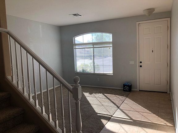 2nd image of 989 Roaring River Ave