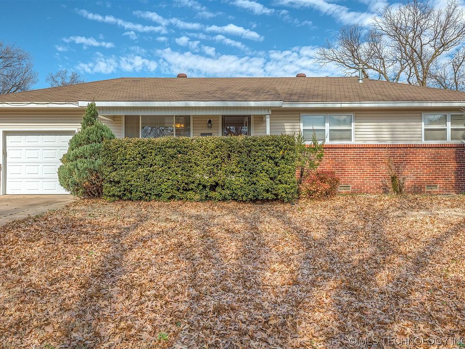 317 SE 12th St, Pryor, OK 74361 | Zillow