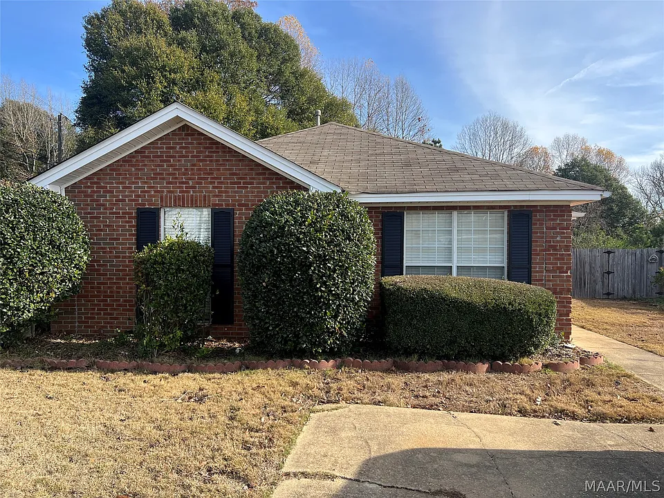 801 Cottage Ln