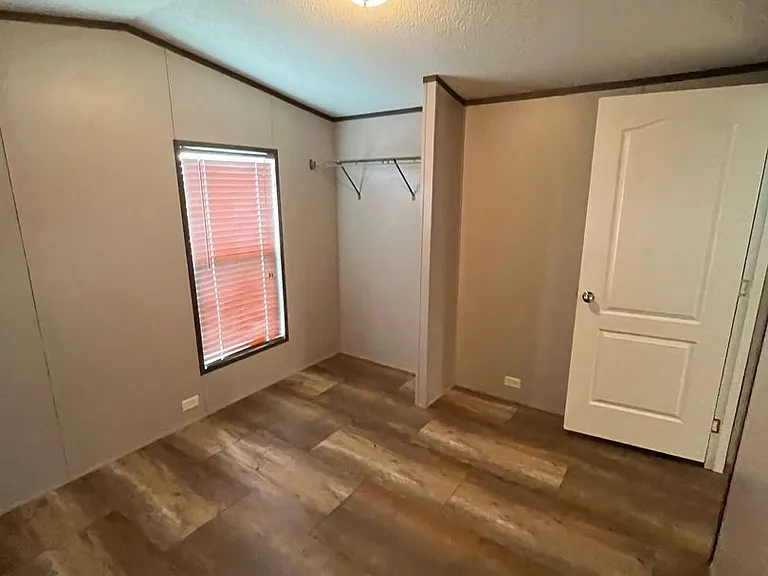 2901 E Highway 107 — Photo 82