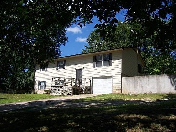 2nd image of 30105 Maries Rd