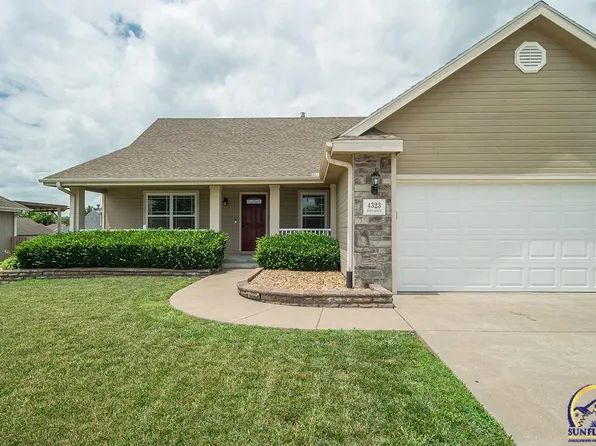 4323 SW Misty Harbor Dr, Topeka, KS 66610