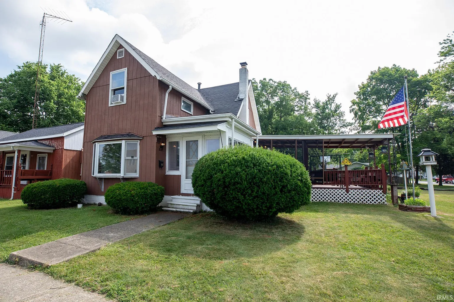 806 N Plum St photo 1