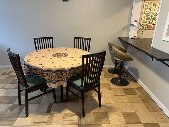 Open concept living room/dining room