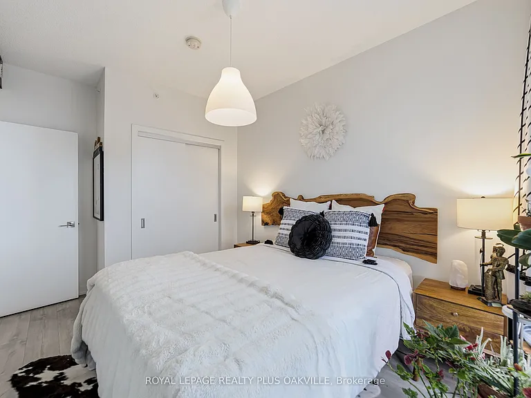 2087 Fairview St #2207 — Photo 11