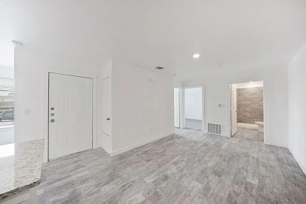 6175 Ingram — Photo 4