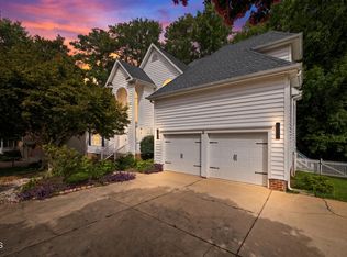 406 Cricketfield Ln, Cary, NC 27518
