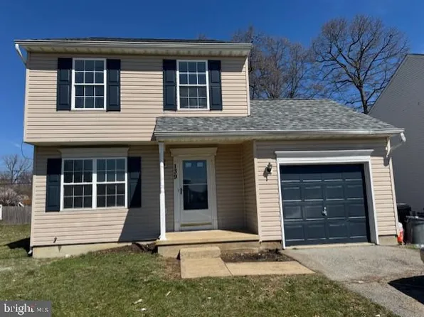 139 N Katrin Cir, New Castle, DE 19720