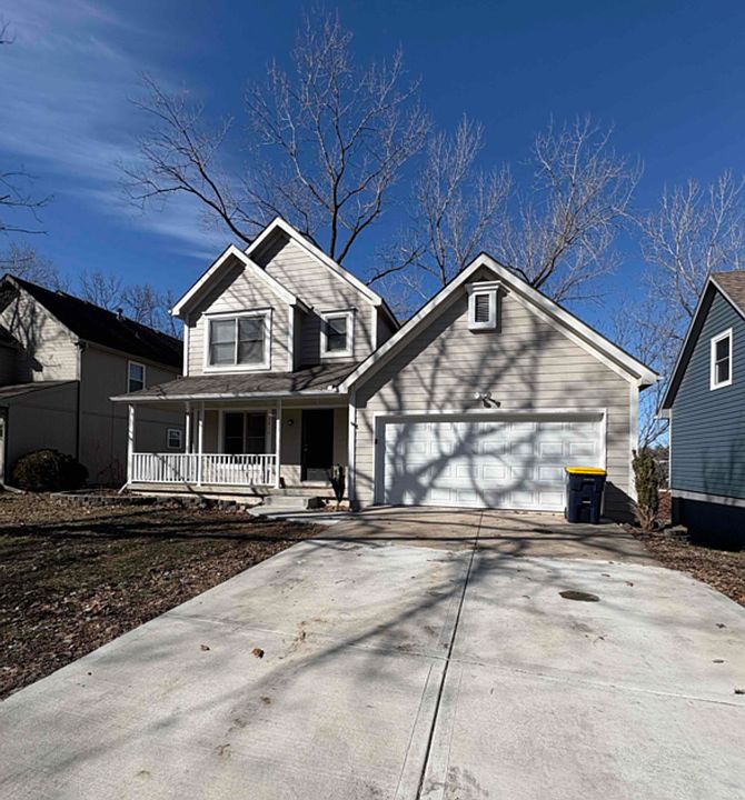 1st image of 5818 N Delta Ave