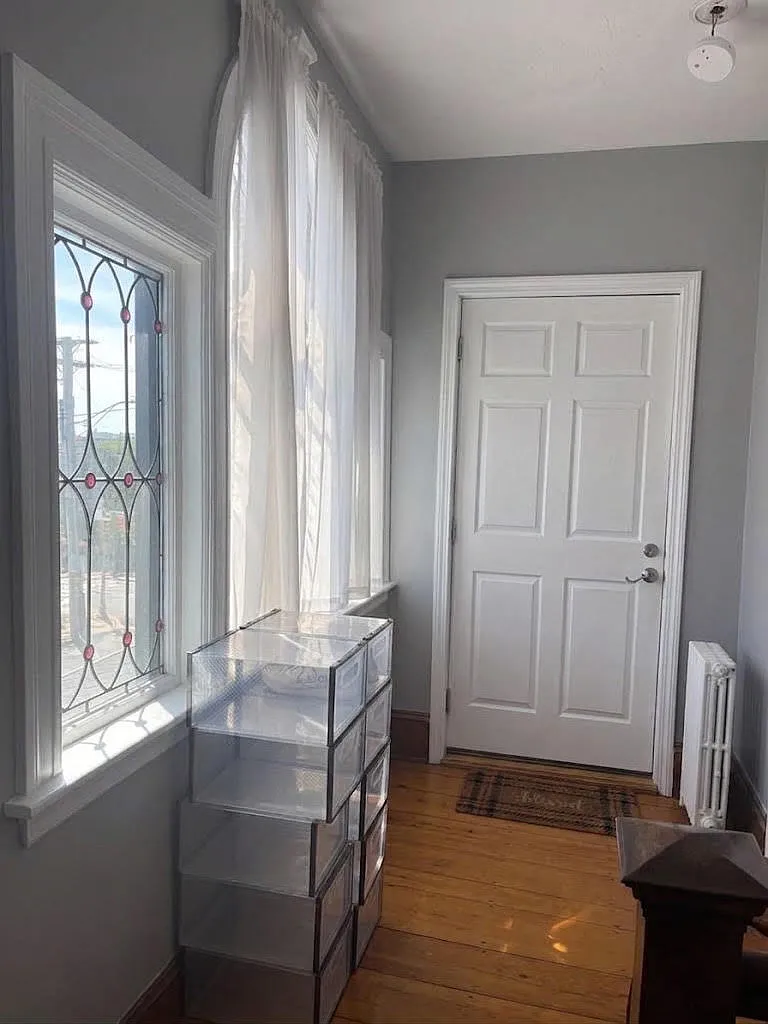2 bed, 9999 sqft, $2,950 — Photo 3