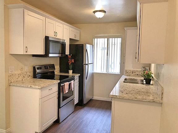 3rd image of 4503 Hamilton St Unit 3