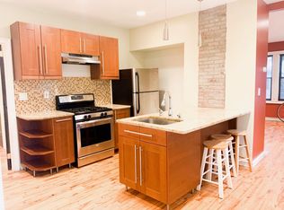 27 Cowper Ct #1, Providence, RI 02909